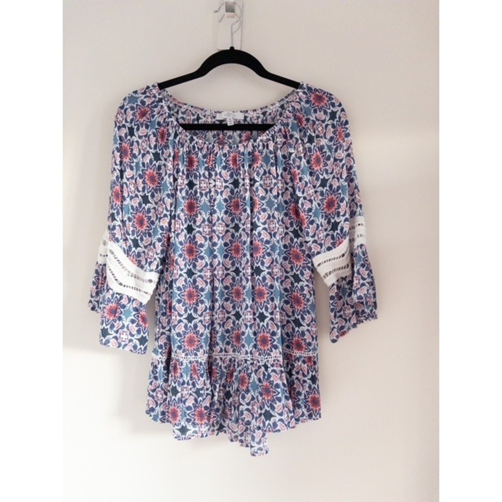 Fever Womens Boho‎ Medallion Print Peasant Blouse Blue Red Crochet Bell Sleeve M